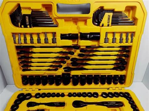 DeWalt Zestaw Kluczy Nasadowych 1 4 1 2 3 8 181el DWMT81596 1