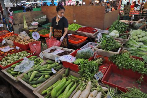 Bangkok Post Ministry Vows To Keep Tabs On Prices