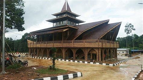 KalselPedia Uniknya Masjid Bambu Kiram Kabupaten Banjar Diresmikan