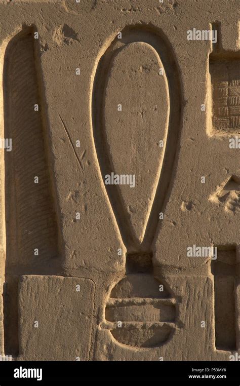 El Arte Egipcio Complejo Del Templo De Karnak Socorro Sa Con Un