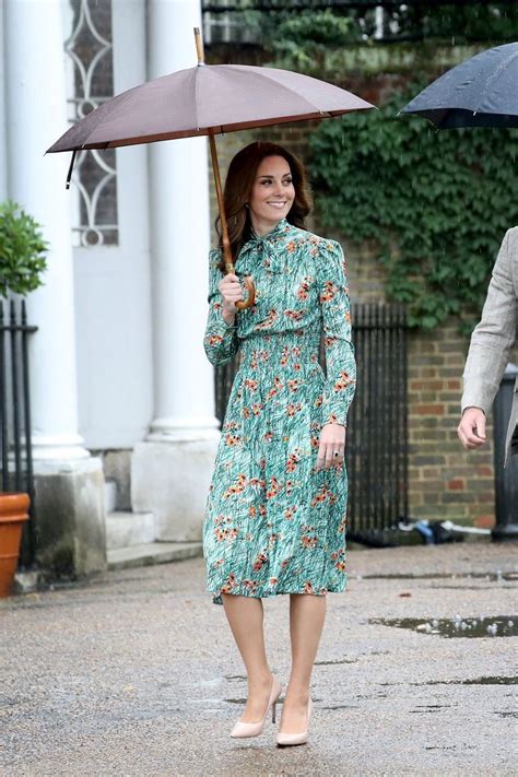 Duchess Kates Most Fashionable Looks Over The Years Kate Middleton