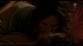 DAS ROTE ZIMMER NUDE SCENES AZNude