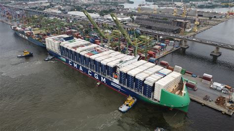 Cma Cgm Bahia Se Convierte En El Primer Portacontenedores Propulsado