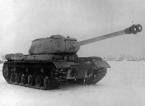 ИС-2 - борьба за место на конвейере » Военные материалы