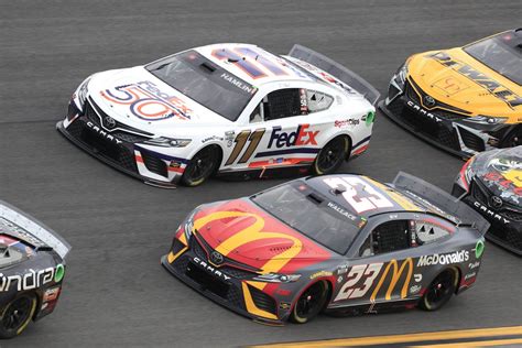 NASCAR Insider Applauds the Next-Gen Cars After Historic Daytona Race - EssentiallySports