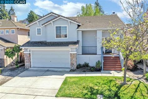 Martinez, CA Real Estate - Martinez Homes for Sale | realtor.com®