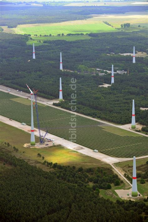 Luftaufnahme Mahlwinkel Solarpark Und Windkraftanlagen Im Ortsteil