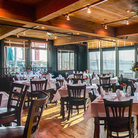 23 Restaurants With Great Water Views Seattle Met