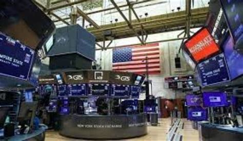 Stock Markets Plunge On Us Recession Fears