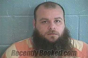 Recent Booking Mugshot For RICHARD B GOODWIN In Humphreys County