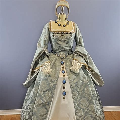 Tudor Renaissance Brocade Gown Anne Boleyn Many Colors Etsy In 2023 Tudor Dress Silk