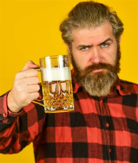 Premium Photo Hipster At Bar Counter Having Fun Watching Football