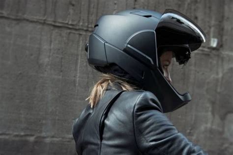 CrossHelmet X1 HUD Motorcycle Helmet | WordlessTech