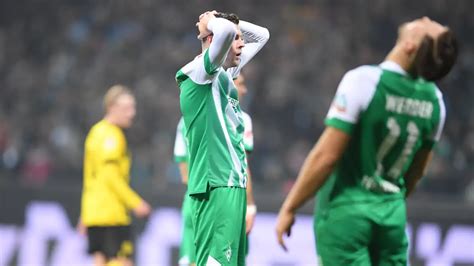 Werder Bremen Unterliegt Dortmund Trotz K Mpferischer Leistung Mit