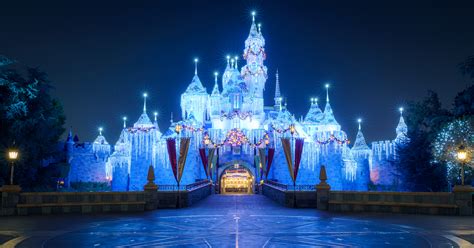 Holidays at Disneyland: A Complete Guide - WDW Magazine