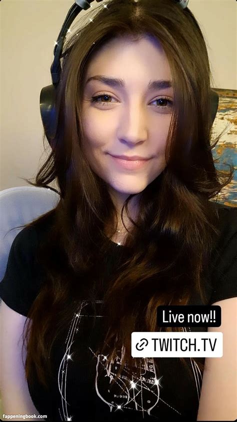 Wolfabelle Nude OnlyFans Leaks Fappening FappeningBook