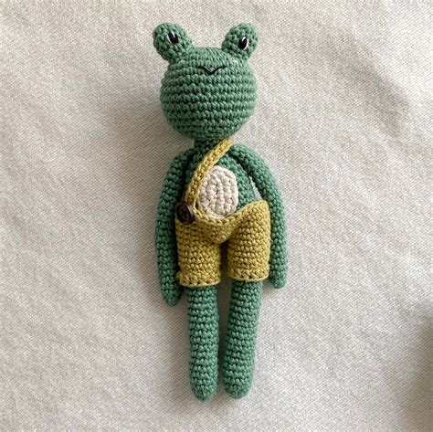 Frog Crochet Pattern - Etsy