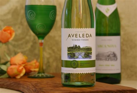 New Hampshire Wine-man: Aveleda 2017 Vinho Verde (Portugal)