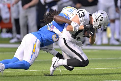 Los Angeles Chargers vs. Las Vegas Raiders Predictions: 3 Critical ...