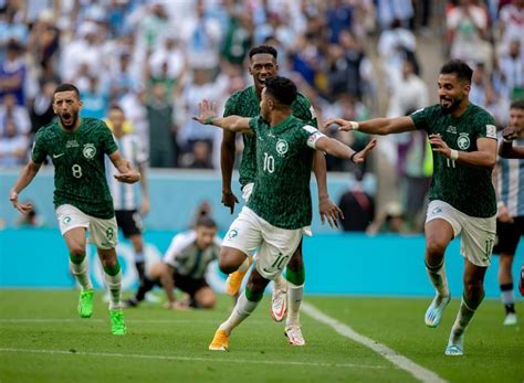 Saudi Arabian Football Players Gifted With Rolls Royce Phantoms After ...