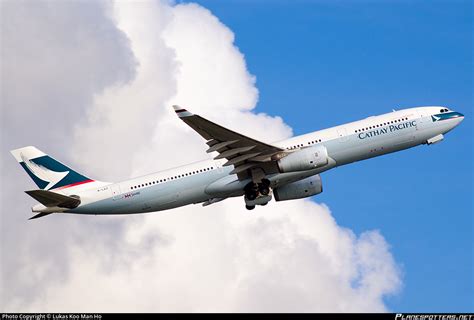 B LAZ Cathay Pacific Airbus A330 343 Photo By Lukas Koo Man Ho ID