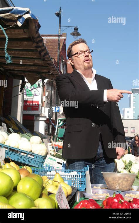 British comedian Eddie Izzard Stock Photo - Alamy