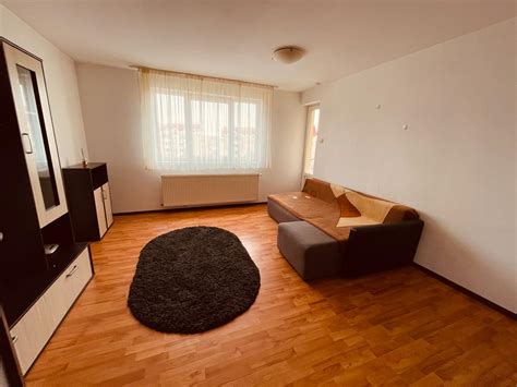 De Vanzare Apartament Cu Camere Decomandate Bai Si Balcoane In