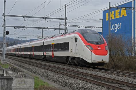 Giruno RABe 501 004 In Rorschach Fotografiert Aus Dem Zug Der RHB