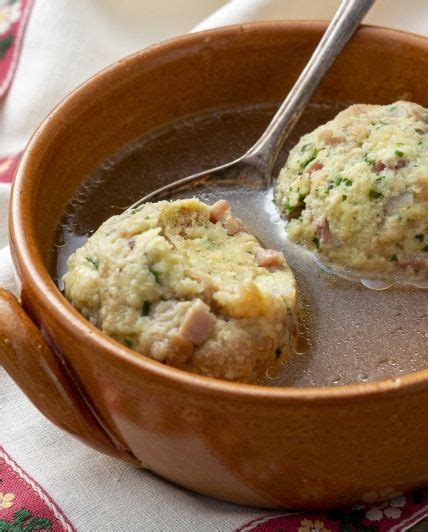 Canederli alla tirolese Knödel Ricetta Ricette Ricette di cucina