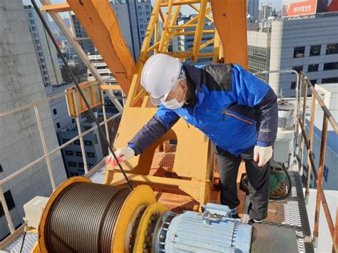 중대재해법 한달 앞인데 제조건설업 64 안전조치 위반 아시아경제