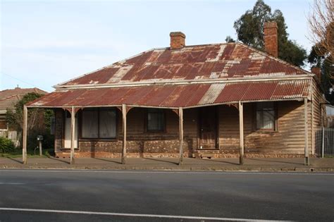 An old house in Lancefield, Victoria Australia | Abandoned farm houses ...