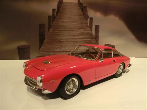 Ferrari 250 Gt Berlinetta Lusso 118 Modellauto Von Hot Wheels Elite