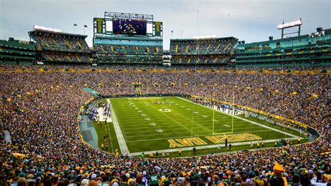 Lambeau Field ready for Packers-Cardinals game