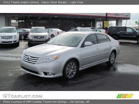 Classic Silver Metallic 2012 Toyota Avalon Limited Light Gray