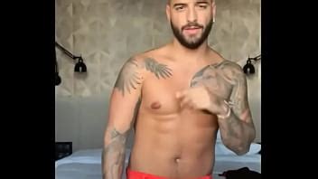 Maldito Macho Caliente Este Maluma XVIDEOS