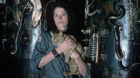 Sigourney Weaver Aliens Wallpaper