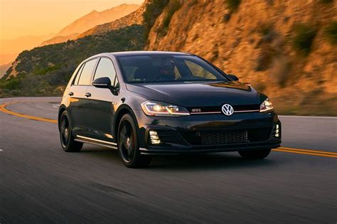 2019 Volkswagen Golf Gti Pictures 74 Photos Edmunds