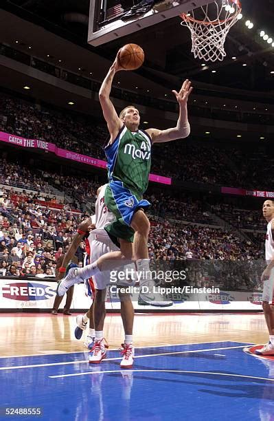 849 Dirk Nowitzki Dunk Stock Photos, High-Res Pictures, and Images - Getty Images