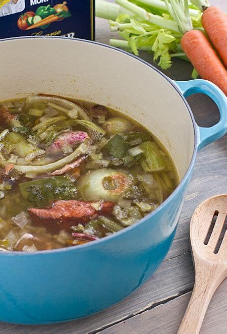 How To Make Vegetable Broth With Kitchen Scraps Oh My Veggies