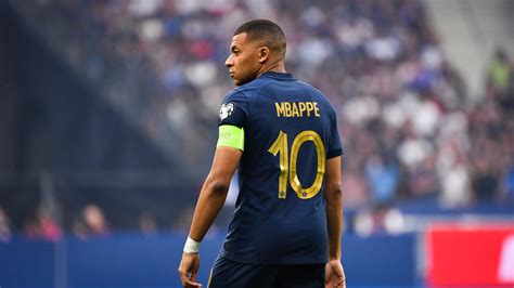 Mbappé Le PSG en plein bras de fer un étonnant secret est dévoilé