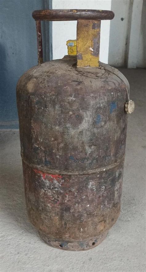 Mild Steel Commercial Lpg Gas Cylinder Kgf Cm Kg At Rs