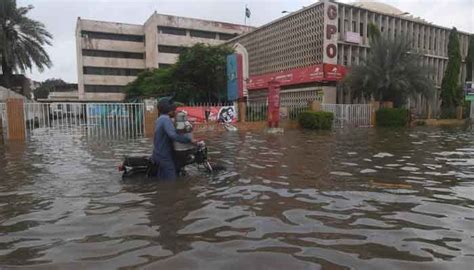 Sindh Declares 20 Districts Calamity Affected As Post Rain Woes Continue