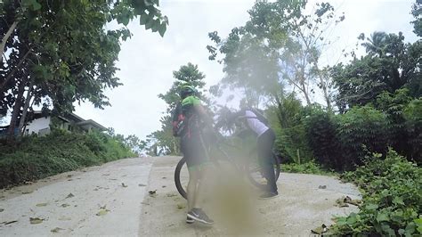 Downhill Sa Road Kasama Ang Xc Bike Youtube