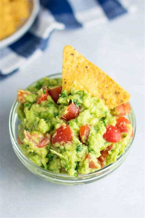 Best Guacamole Recipe Easy And Healthy Build Your Bite