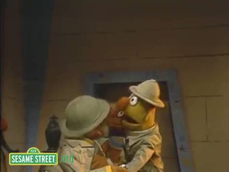 Sesame Street Ernie And Bert In A Pyramid