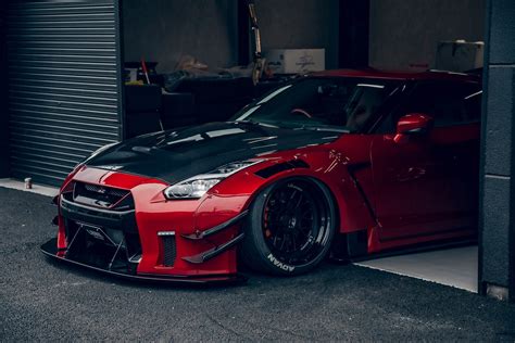 Liberty Walk LB WORKS Type II Front Bumper W Diffuser For R35 Nissan