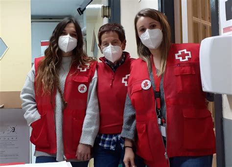 Cruz Roja Reparte Juguetes Nuevos A Menores En Situaci N De