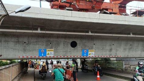 Video Pemasangan Box Girder Kereta Cepat Bikin Geger Warga PT Waskita