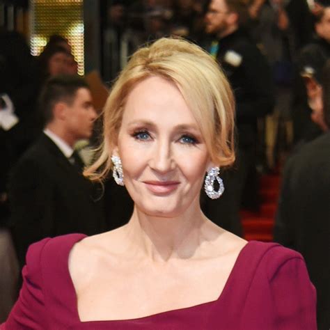 La víctima del nuevo libro de J K Rowling es una artista cancelada por