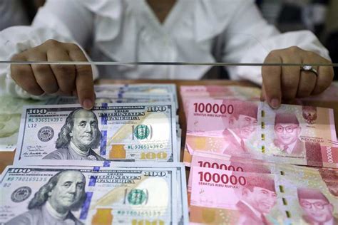 Dollar Ke Rupiah Hari Ini Simak Kurs Bca Mandiri Di Sini